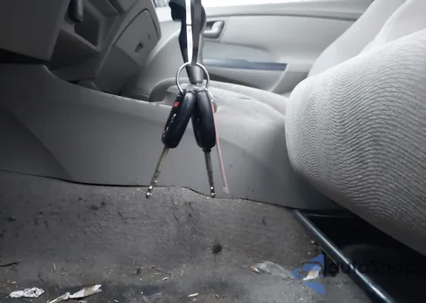 2010 Honda Insight Ex z USA, uszkodzony, nr VIN JHMZE2H79AS028650